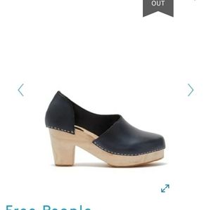 Free People Monroe Clog black 39